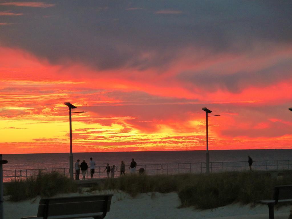 Jurien Beachfront Holiday Units Vila Jurien Bay Quarto foto