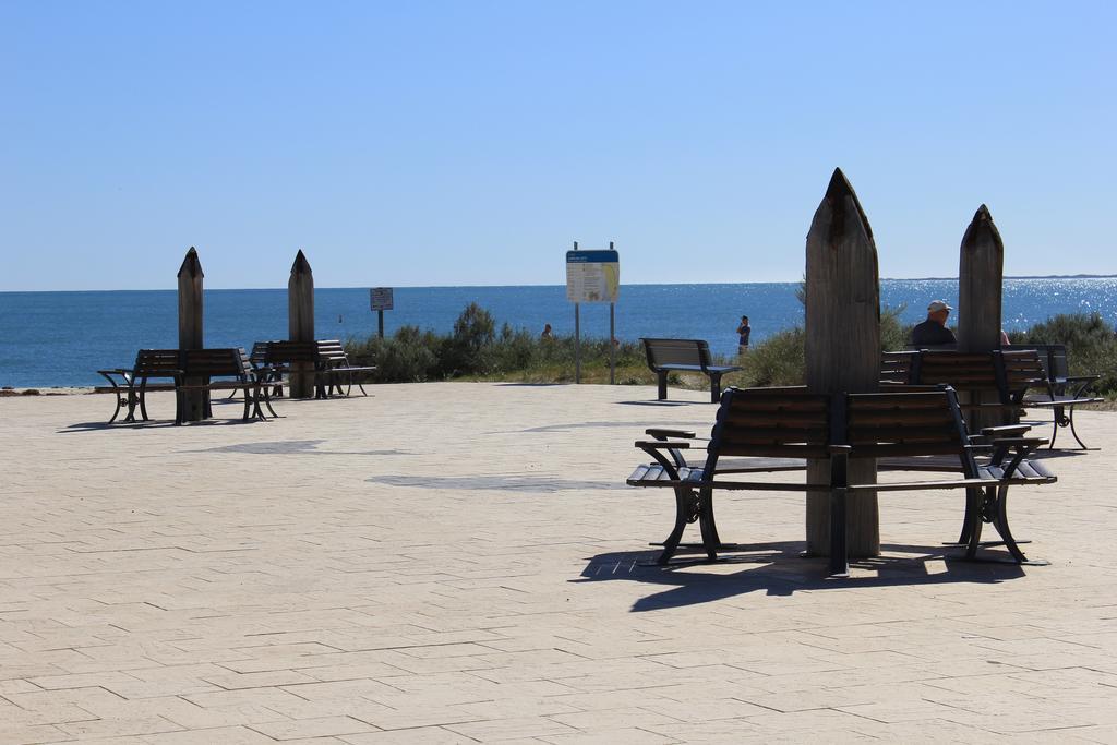 Jurien Beachfront Holiday Units Vila Jurien Bay Exterior foto